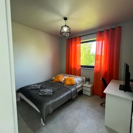 Szklana Antresola Villa